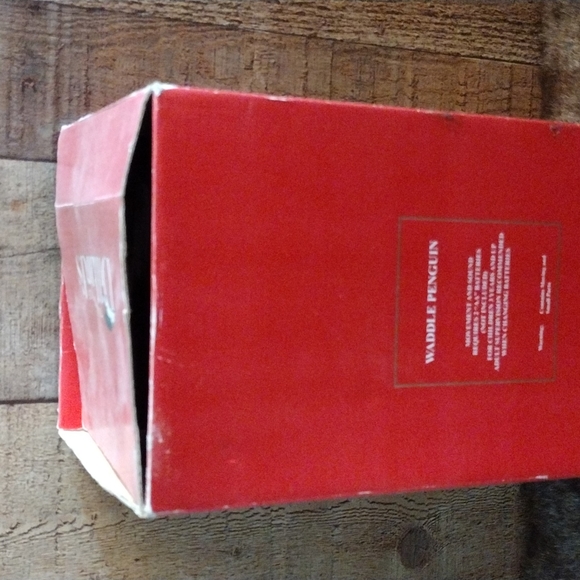 Vintage 10" Waddle Penguin - Picture 10 of 11